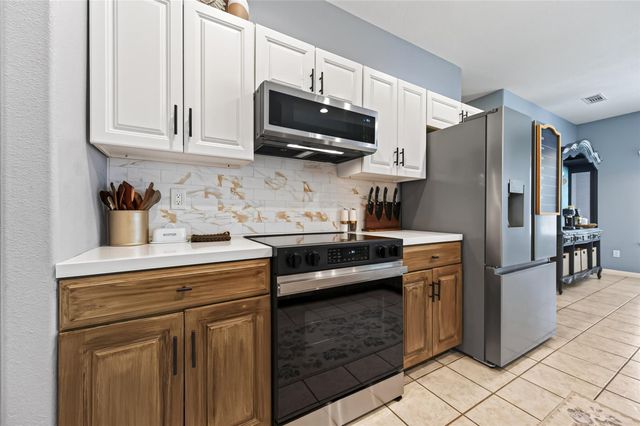 12430 Longfellow Drive, Montgomery, TX 77356