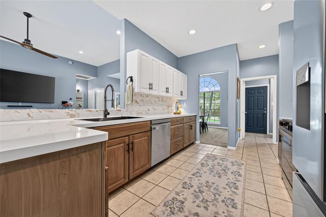 12430 Longfellow Drive, Montgomery, TX 77356