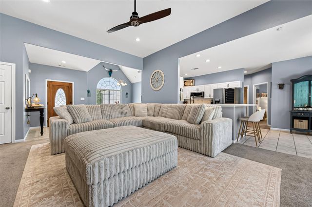 12430 Longfellow Drive, Montgomery, TX 77356