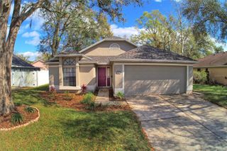 1610 SPINNING WHEEL DRIVE, Lutz, FL 33559