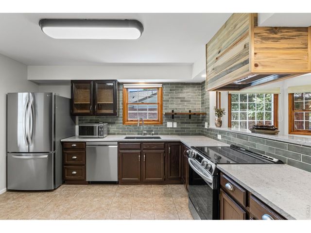 720 Arbor Ave 27, Fort Collins, CO 80526