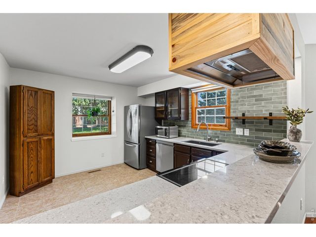 720 Arbor Ave 27, Fort Collins, CO 80526