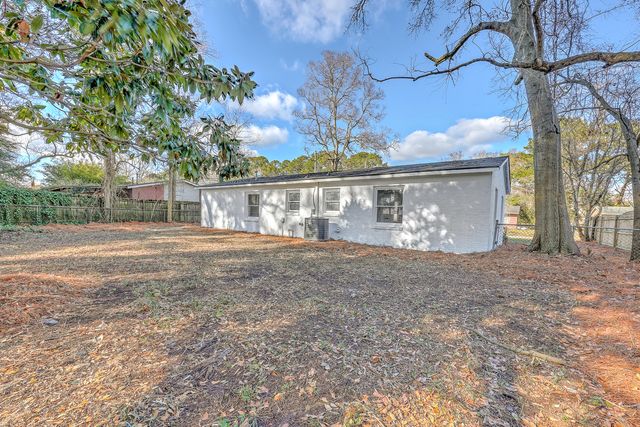 9 Roselle Avenue, Goose Creek, SC 29445