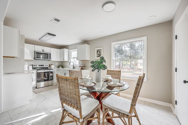 9 Roselle Avenue, Goose Creek, SC 29445