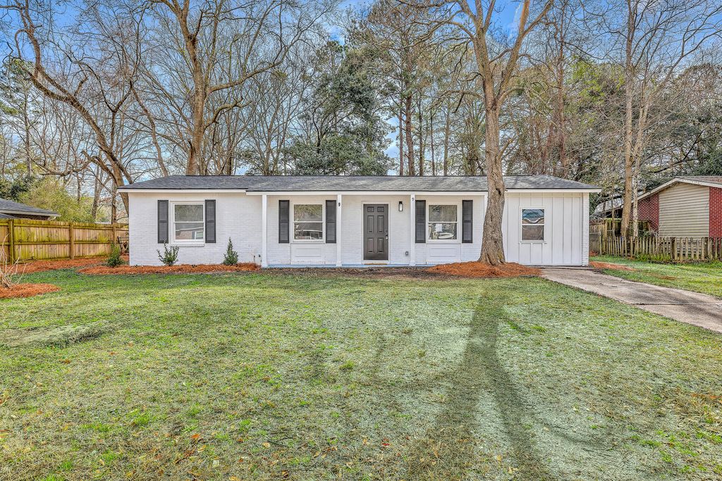 9 Roselle Avenue, Goose Creek, SC 29445