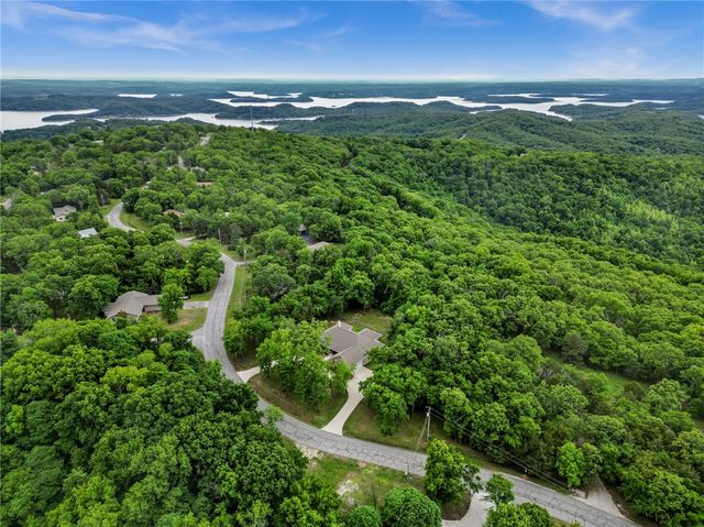 12627 Lodge Drive, Garfield, AR 72732