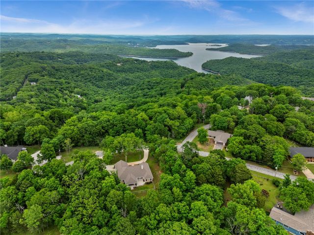 12627 Lodge Drive, Garfield, AR 72732