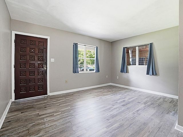 2014 HELMS AVENUE, Leesburg, FL 34748