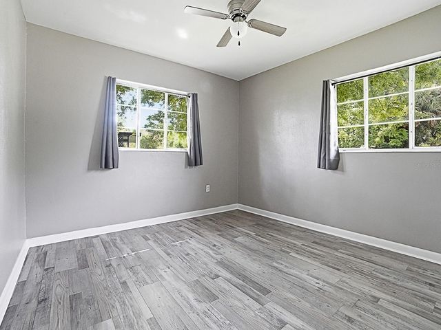 2014 HELMS AVENUE, Leesburg, FL 34748