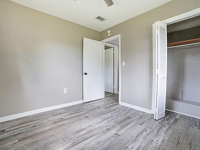 2014 HELMS AVENUE, Leesburg, FL 34748