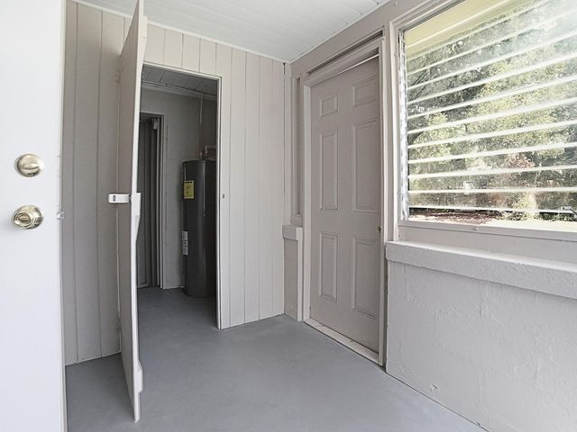 2014 HELMS AVENUE, Leesburg, FL 34748