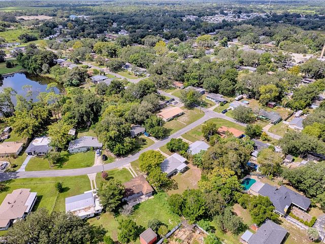 2014 HELMS AVENUE, Leesburg, FL 34748