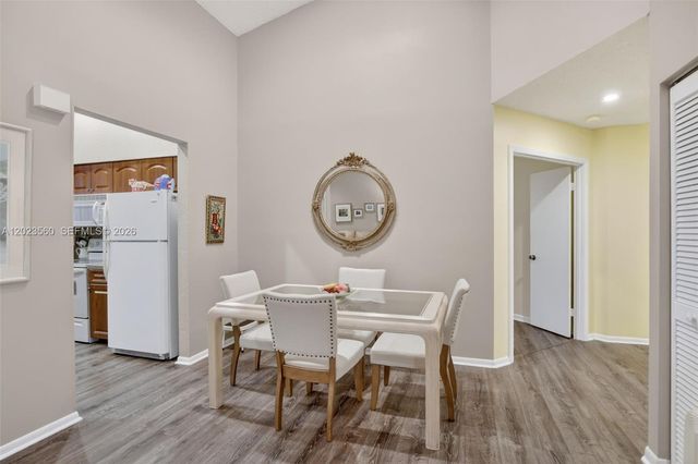 369 NW 97th Ave, Plantation, FL 33324