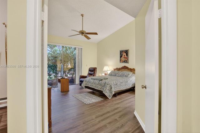 369 NW 97th Ave, Plantation, FL 33324