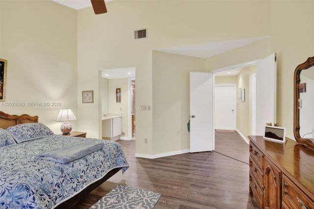 369 NW 97th Ave, Plantation, FL 33324