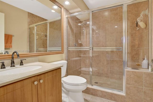 369 NW 97th Ave, Plantation, FL 33324