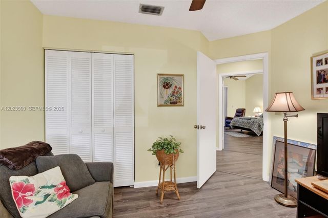 369 NW 97th Ave, Plantation, FL 33324