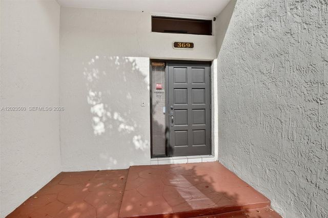 369 NW 97th Ave, Plantation, FL 33324