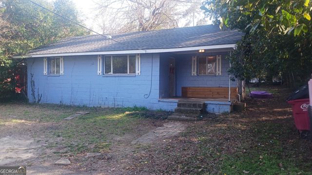 2370 Rogers Place, Macon, GA 31204