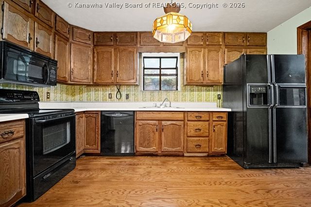 200 Laura Lane, Charleston, WV 25302