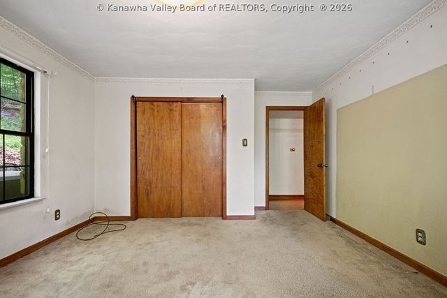 200 Laura Lane, Charleston, WV 25302
