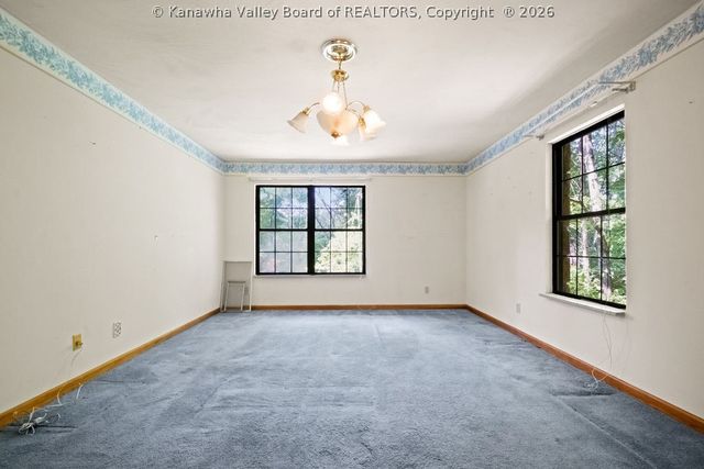 200 Laura Lane, Charleston, WV 25302
