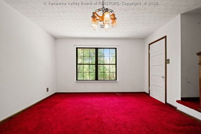 200 Laura Lane, Charleston, WV 25302