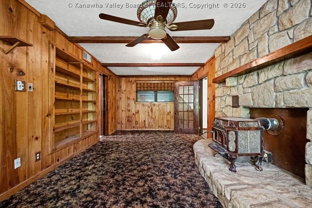 200 Laura Lane, Charleston, WV 25302