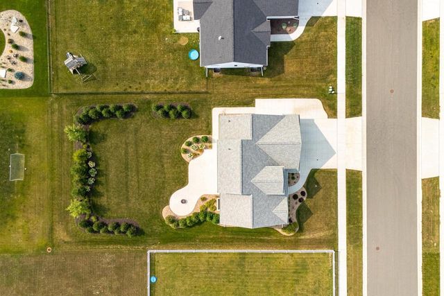 N9270 LAURA STREET, Appleton, WI 54915