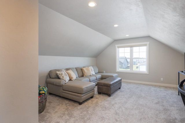 N9270 LAURA STREET, Appleton, WI 54915