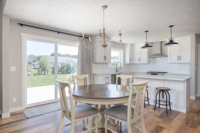 N9270 LAURA STREET, Appleton, WI 54915