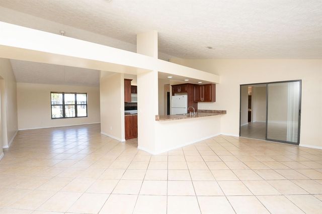 2456 SE Trail Avenue, Port St. Lucie, FL 34952