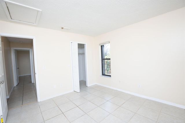 2456 SE Trail Avenue, Port St. Lucie, FL 34952