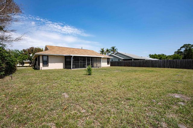 2456 SE Trail Avenue, Port St. Lucie, FL 34952