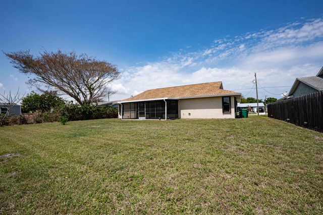2456 SE Trail Avenue, Port St. Lucie, FL 34952
