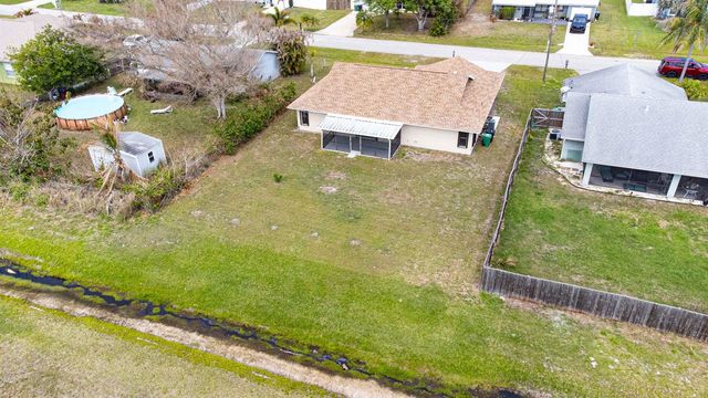 2456 SE Trail Avenue, Port St. Lucie, FL 34952
