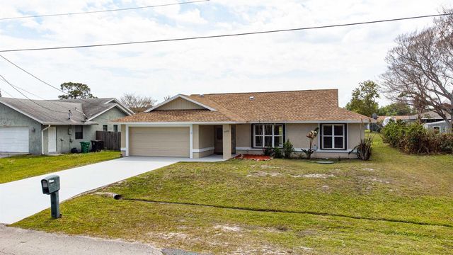 2456 SE Trail Avenue, Port St. Lucie, FL 34952