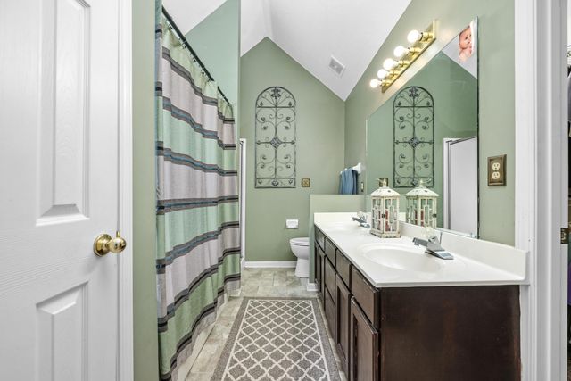 2966 LAUREN DR, Bartlett, TN 38133