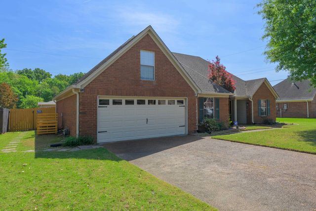 2966 LAUREN DR, Bartlett, TN 38133