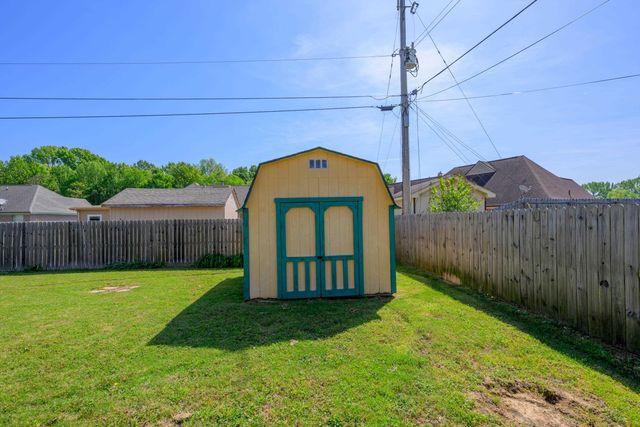 2966 LAUREN DR, Bartlett, TN 38133