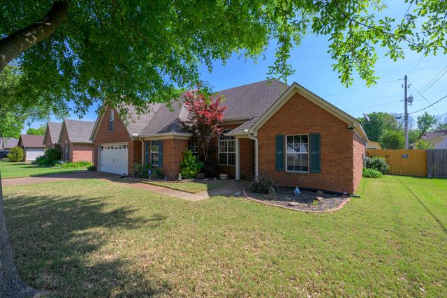 2966 LAUREN DR, Bartlett, TN 38133