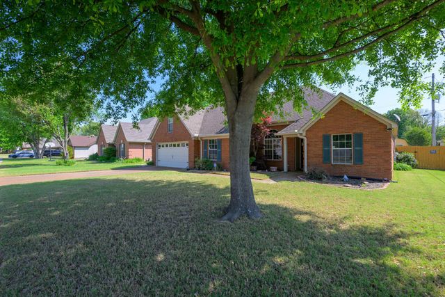 2966 LAUREN DR, Bartlett, TN 38133