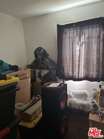 1555 W 71st Street, Los Angeles, CA 90047