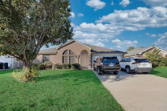 1505 Coastline Lane, Mansfield, TX 76063
