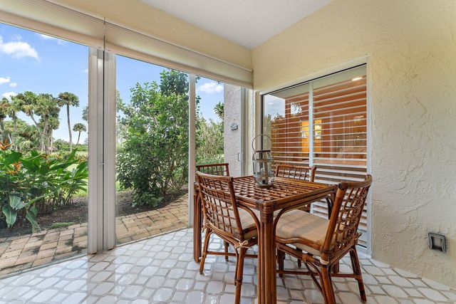 2905 Fairway Drive N, Jupiter, FL 33477