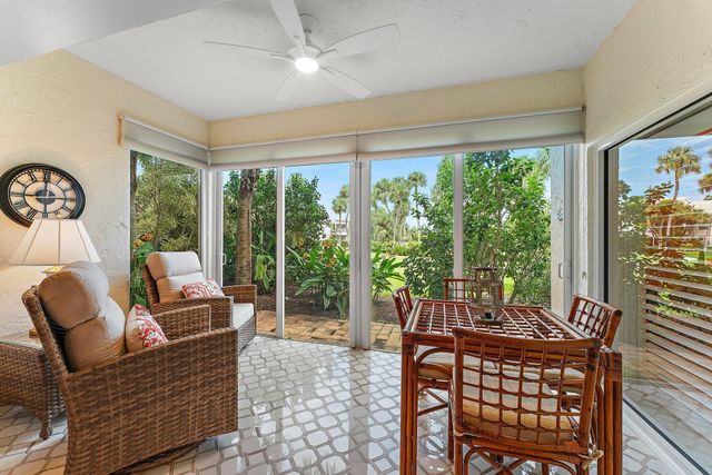 2905 Fairway Drive N, Jupiter, FL 33477