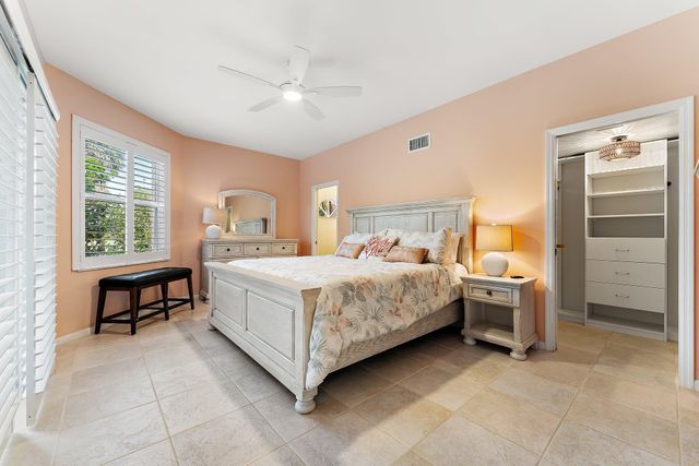 2905 Fairway Drive N, Jupiter, FL 33477