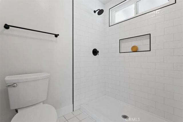 11513 Pala Mesa, Los Angeles, CA 91326