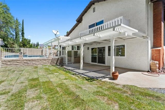 11513 Pala Mesa, Los Angeles, CA 91326