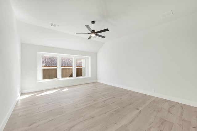409 Chestnut Lane, Glenn Heights, TX 75154